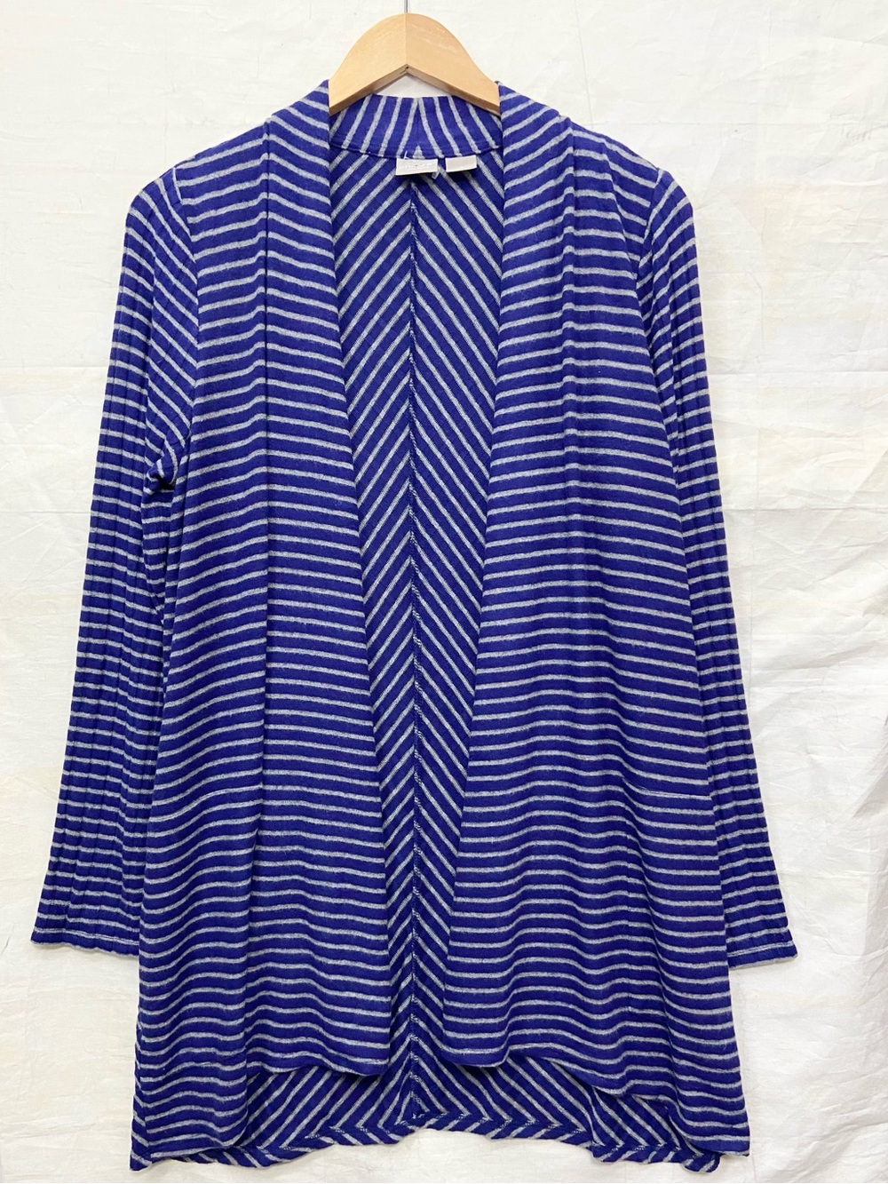 CHICO'S ZENERGY Plush Soft Chevron Stripe Cardigan Sz 1 M (8/10)